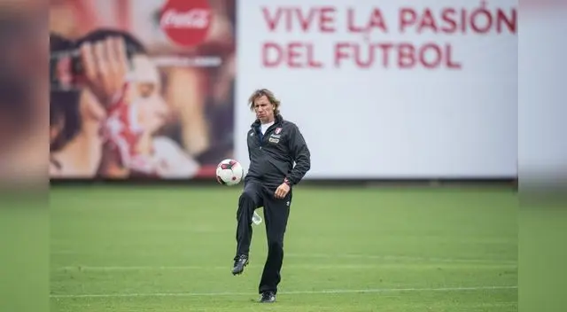 Ricardo Gareca presentará una lista de 40 jugadores para la Copa América Ricardo Gareca presentará una lista de 40 jugadores para la Copa América