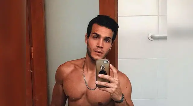 Mario Irivarren participó en evento social 