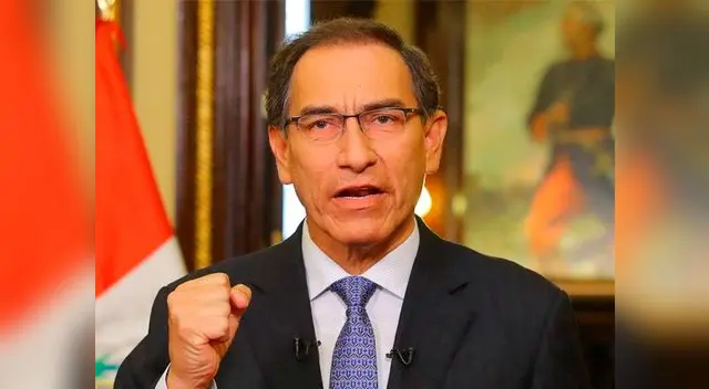 Martín Vizcarra respaldó a policías que fueron al Congreso Martín Vizcarra respaldó a policías que fueron al Congreso