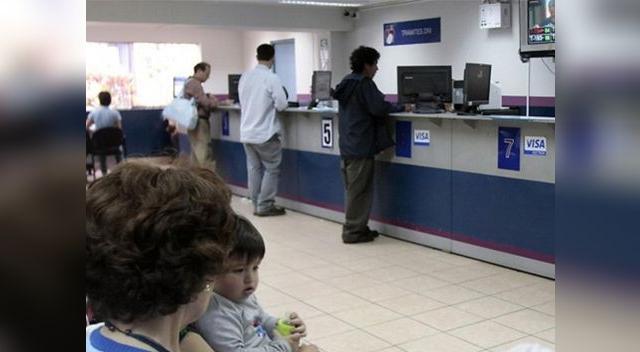 Trabajadores de Reniec suspenden huelga esta mañana Trabajadores de Reniec suspenden huelga esta mañana