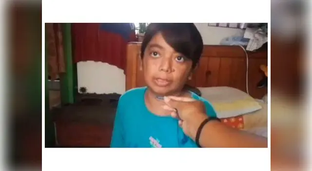 Mujer es discriminada por su apariencia de niña