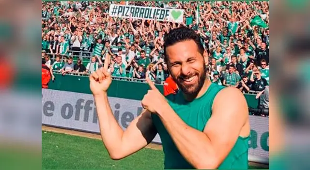 Claudio Pizarro tras renovar con Werder Bremen: "Yo soy leyenda"