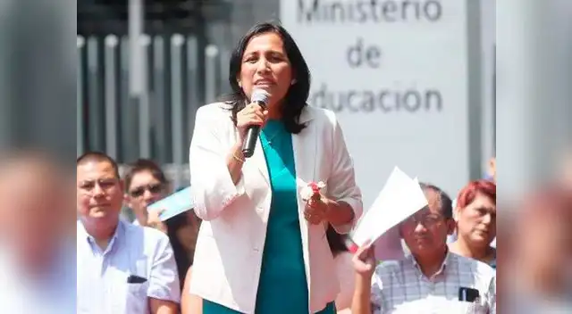 Ministra de Educación: “Faltan más psicólogos en los colegios”