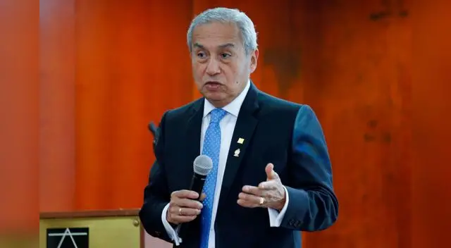 Según el legislador Marco Arana, Chávarry aún sigue blindado 