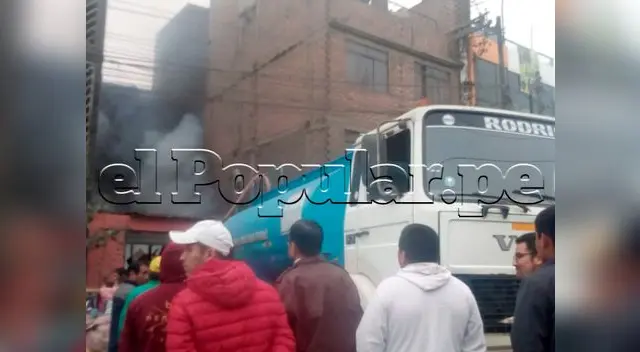 Se registra incendio de medianas proporciones en vivienda