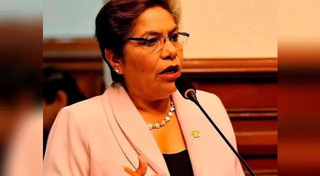 Luz Salgado no quiere el cierre del Congreso