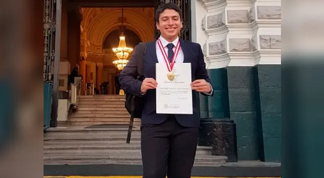 El estudiante de la Universidad de San Marcos, Patricio Marroquín será condecorado por el presidente Martín Vizcarra El estudiante de la Universidad de San Marcos, Patricio Marroquín será condecorado por el presidente Martín Vizcarra