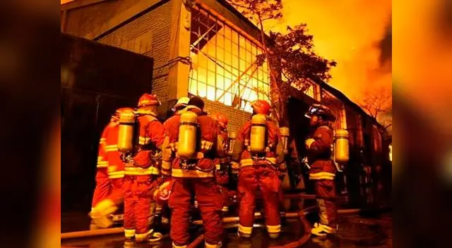 Bomberos dan recomendaciones para evitar incendios en caso de sismo Bomberos dan recomendaciones para evitar incendios en caso de sismo