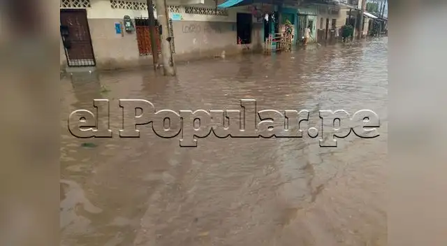Torrencial lluvia provocó inundaciones en las calles de Iquitos Torrencial lluvia provocó inundaciones en las calles de Iquitos