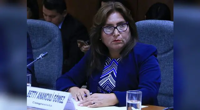 El Poder Judicial solicitó el levantamiento de la inmunidad parlamentaria de la congresista Betty Ananculí Gómez El Poder Judicial solicitó el levantamiento de la inmunidad parlamentaria de la congresista Betty Ananculí Gómez