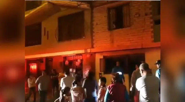 Vecinos ayudaron a controlar le siniestro Vecinos ayudaron a controlar le siniestro