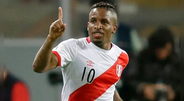 Farfán estuvo en el Programa Fuera de Lista de Movistar Deportes Farfán estuvo en el Programa Fuera de Lista de Movistar Deportes