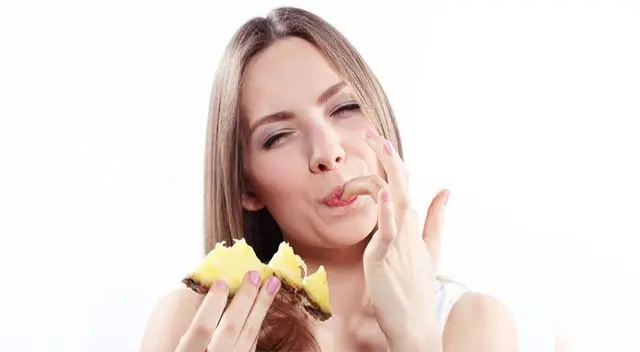 El agua de piña funciona como un buen desintoxicante natural El agua de piña funciona como un buen desintoxicante natural