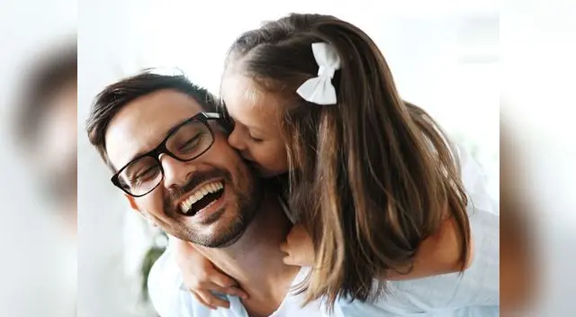 Dedícale a tu padre una bella frase de lo que él significa en tu vida