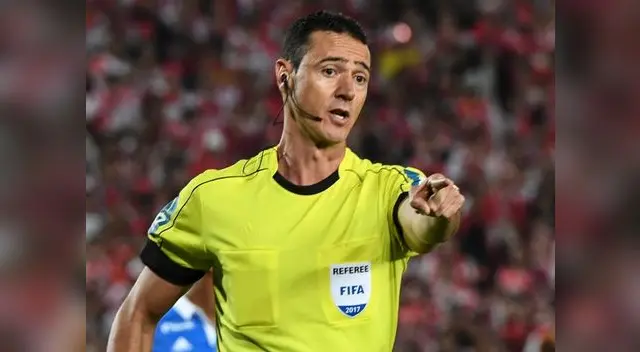 Wilmar Roldán se encontró con la hinchada peruana Wilmar Roldán se encontró con la hinchada peruana