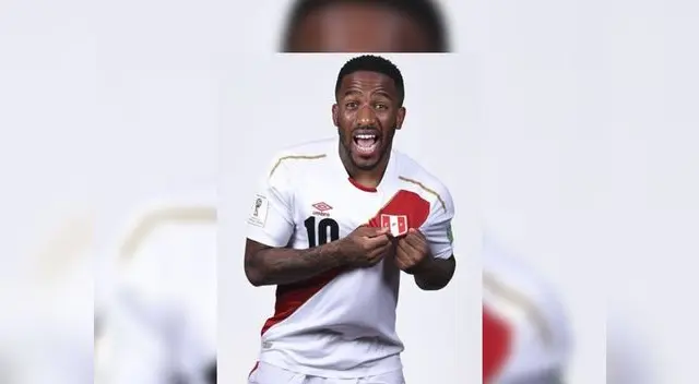 Farfán reconoce que la selección está obligada vencer a Bolivia Farfán reconoce que la selección está obligada vencer a Bolivia