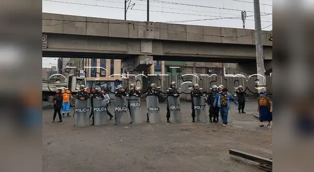 Jorge Muñoz cierra por 72 horas la av. Aviación Jorge Muñoz cierra por 72 horas la av. Aviación