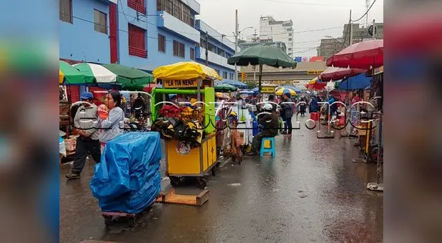 Desalojados de la av. Aviación invaden calles aledañas de La Victoria Desalojados de la av. Aviación invaden calles aledañas de La Victoria