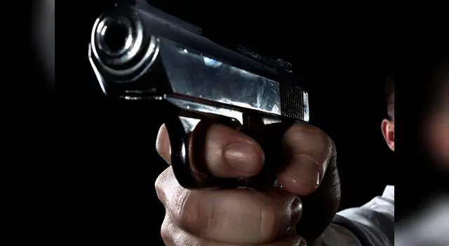 La pareja bebió y compartió fotos y videos antes de su suicidio