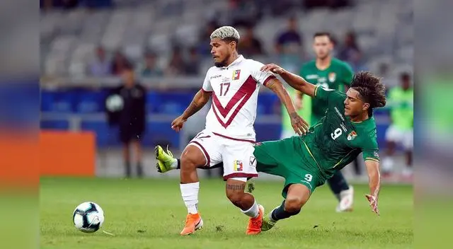 Josef Martínez se escapa de la marca de un boliviano