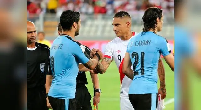 Paolo Guerrero y Edinson Cavani en partido aparte por mejor gol en la Copa América