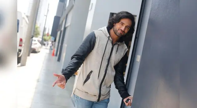 Actor quiere levantar mañana la copa de "El artista del año" Actor quiere levantar mañana la copa de "El artista del año"