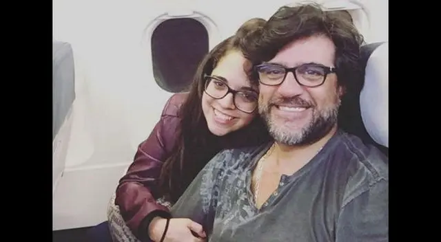 Defiende su amor por su maduro esposo Defiende su amor por su maduro esposo