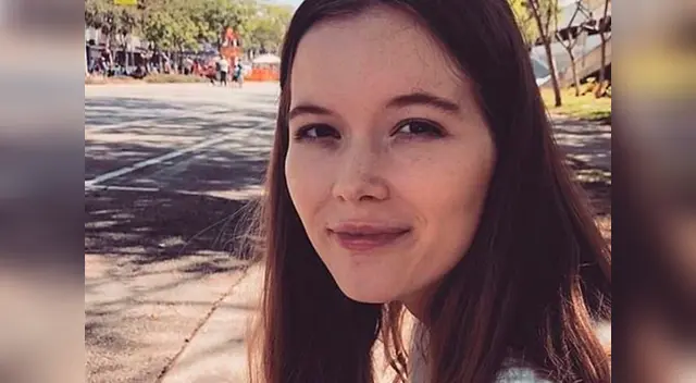 La joven de 21 años estaba de vacaciones con su familia cuando fue atacada