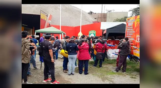 Realizaron pollada para apoyar a bomberos de Carabayllo Realizaron pollada para apoyar a bomberos de Carabayllo