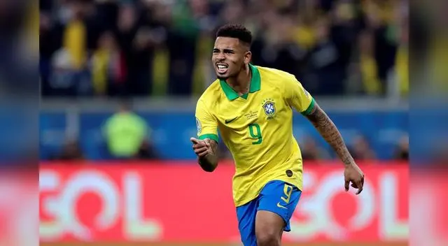 Gabriel Jesús celebrando uno de sus tantos en la Copa América