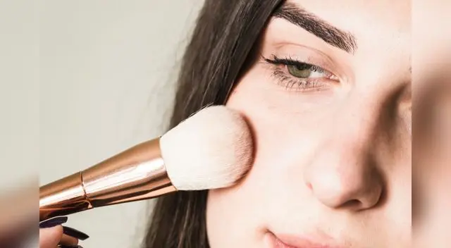 Si prestas tu base o demás polvos podrías tener una reacción alérgica o una infección en la piel Si prestas tu base o demás polvos podrías tener una reacción alérgica o una infección en la piel