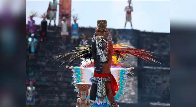 Fuego Nuevo se encendió en Teotihuacán, México, para el miércoles llegar a Cusco Fuego Nuevo se encendió en Teotihuacán, México, para el miércoles llegar a Cusco