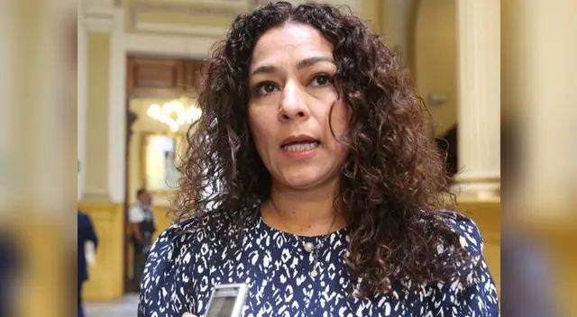 Cecilia Chacón cofundió bandera de Perú con la de Austria