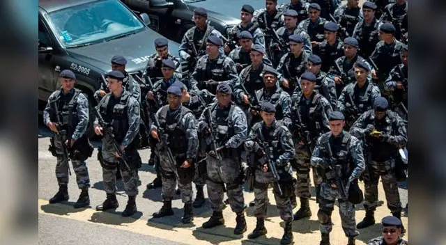 También se usara de cámaras de reconocimiento facial También se usara de cámaras de reconocimiento facial