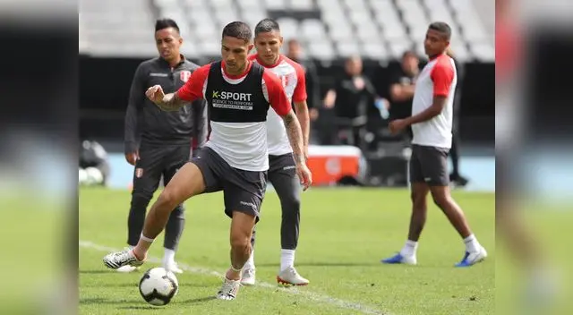 Paolo Guerrero durante los entrenamientos en el Nilton Santos. FOTO: FPF Paolo Guerrero durante los entrenamientos en el Nilton Santos. FOTO: FPF