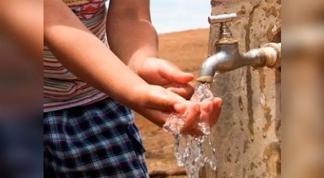 Servicio de agua potable se restableció al 100% en 20 distritos