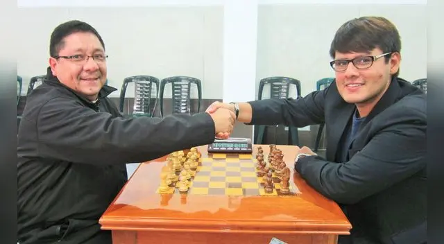 El padre Chipana y Emilio Córdova