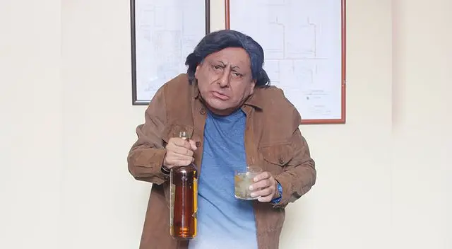 Alejandro Choledo, interpretado por Carlos Álvárez, pide que respeten dinero de Barata, porque es para su vejez