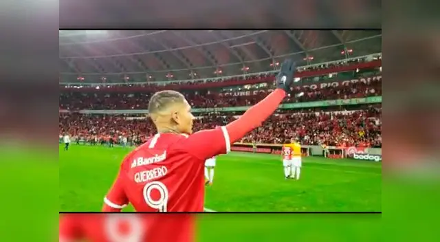 Paolo Guerrero es ovacionado por los hinchas del Inter de Porto Alegre tras derrotar a Palmeiras Paolo Guerrero es ovacionado por los hinchas del Inter de Porto Alegre tras derrotar a Palmeiras