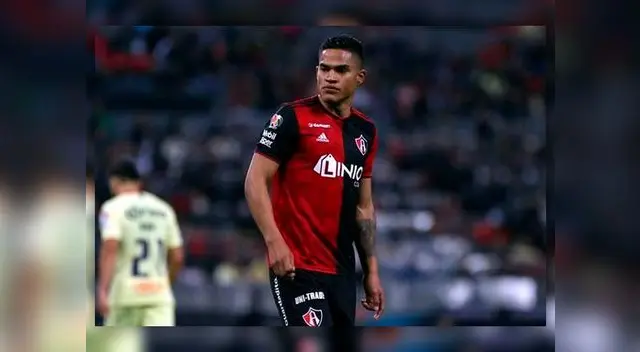 Santamaría: Atlas adquire el pase completo del peruano y lo celebra así