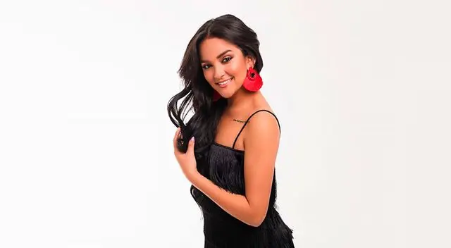 Daniela Darcourt canta con su 'nueva voz' en el circo de La Chola Chabuca Daniela Darcourt canta con su 'nueva voz' en el circo de La Chola Chabuca