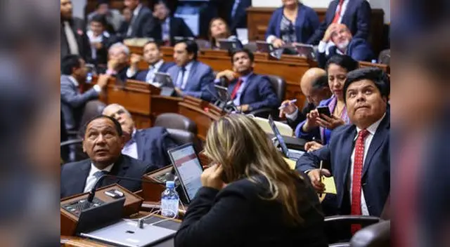 Congreso acepta con mayoría proyecto de paridad de género