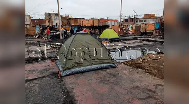 Incendio deja cientos de damnificados Incendio deja cientos de damnificados
