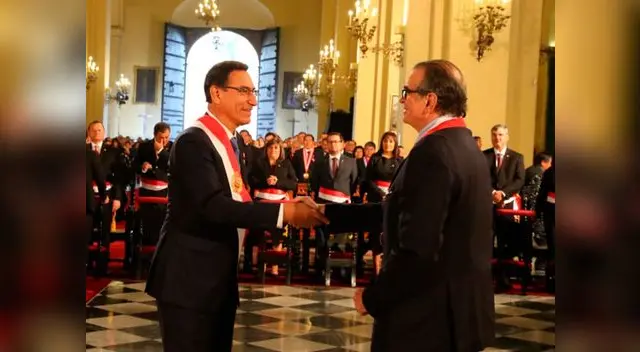Martín Vizcarra saludó al nuevo presidente del Congreso 