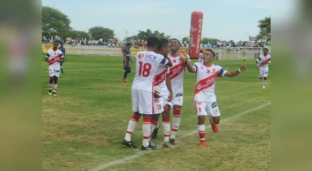 Festejo por el gol marcado por Ronald Huaccha. FOTO: Roberto Saavedra Festejo por el gol marcado por Ronald Huaccha. FOTO: Roberto Saavedra