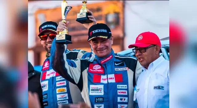  El automovilista “dakariano” Aníbal Aliaga junto a Pedro Cilloniz, conquistaron  el título  de la categoria  UTV 