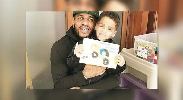 Jefferson Farfán compartió video en el que vive momentos divertidos al lado de hijo