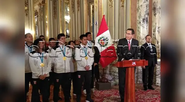 Martín Vizcarra premió a deportistas peruanos de Lima 2019