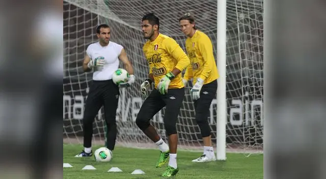 Raúl Fernández le mandó un mensaje a Alfredo Honores. FOTO: LIBERO