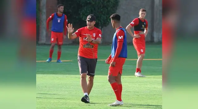 Ahmed no cumplió lo que espera la FPF como Jefe de la Unidad Técnica de Menores. FOTO: LIBERO